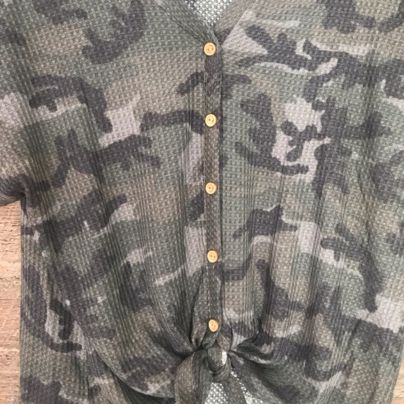 Waffle camo button down top - Picture 2 of 3